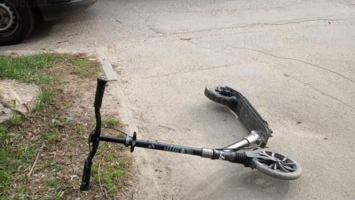 В Обнинске произошло ДТП: 12-летний мальчик на самокате попал под колёса автомобиля — Настоящий Обнинск
