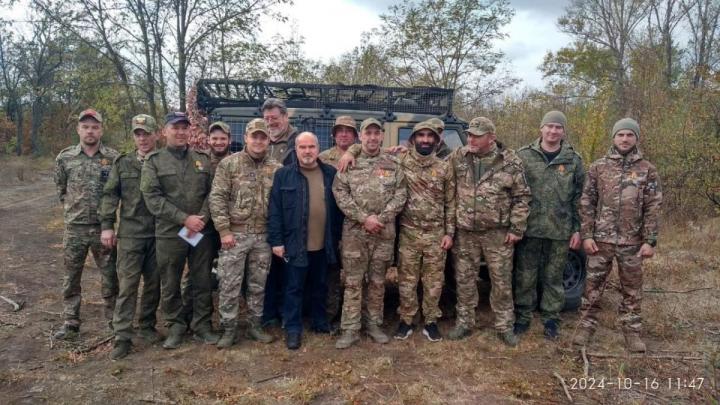 Геннадий Артемьев и Вячеслав Лежнин встретились с бойцами и передали помощь в ЛНР — Настоящий Обнинск