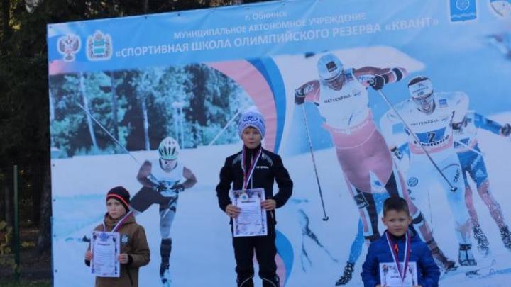 В Обнинске прошли Открытые городские соревнования по лыжероллерам: спортсмены «СШОР «КВАНТ» показали отличные результаты — Настоящий Обнинск