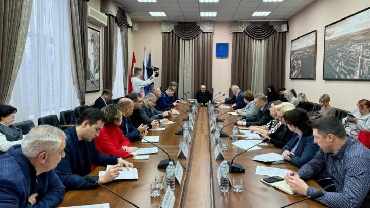 Новый заместитель и актуальные вопросы города: итоги еженедельной планерки — Настоящий Обнинск