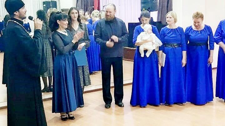 День народного единства в Городском клубе ветеранов: выставка, музыка и полезная информация — Настоящий Обнинск