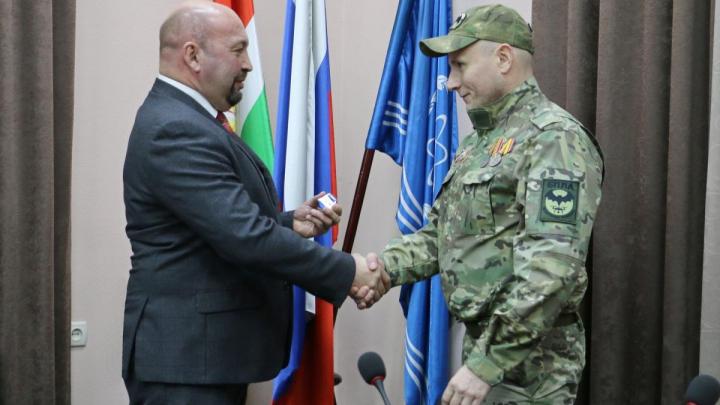 Участникам специальной военной операции вручили медали «Своих не бросаем» — Настоящий Обнинск