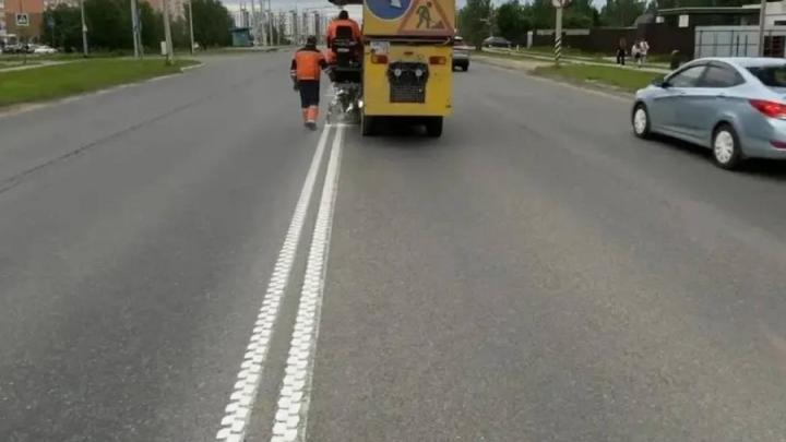 Обновляют дорожную разметку — Настоящий Обнинск