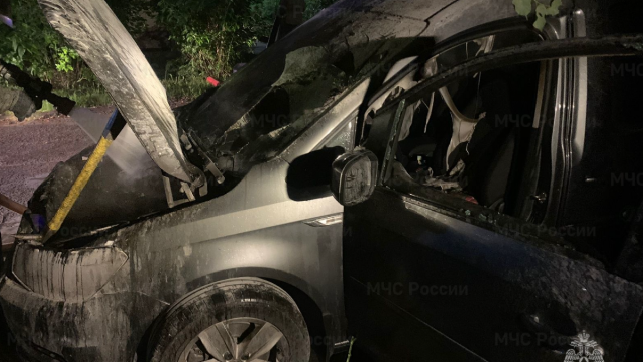В Обнинске произошел пожар автомобиля на улице Королева — Настоящий Обнинск